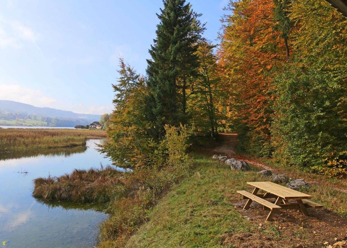 L'Ecrin Du Lac Saint-Point-Lac Exteriör bild