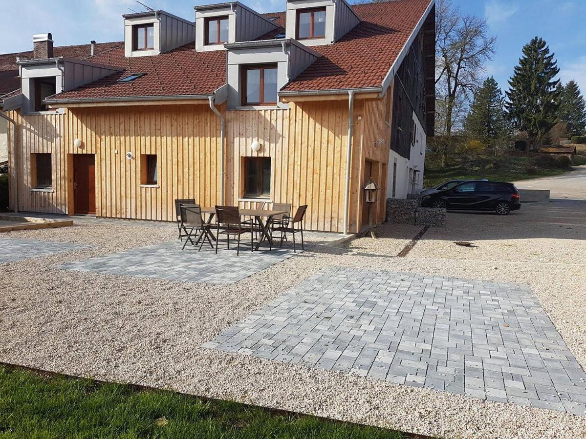 L'Ecrin Du Lac Saint-Point-Lac Exteriör bild